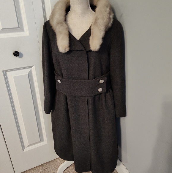 🌹Vintage 70's Unbranded Real Fur Herringbone Tweed Wool Button Front Overcoat M - Picture 2 of 16